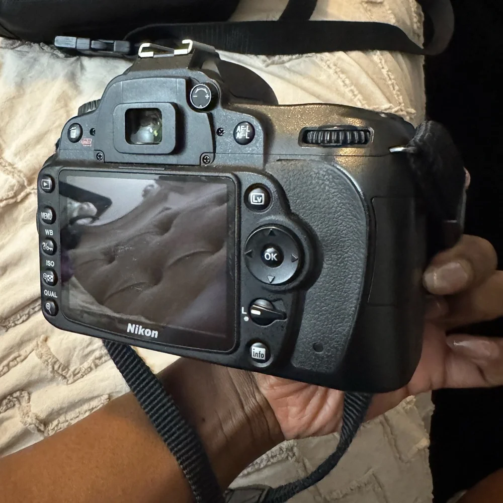 Nikon D90 digital camera set